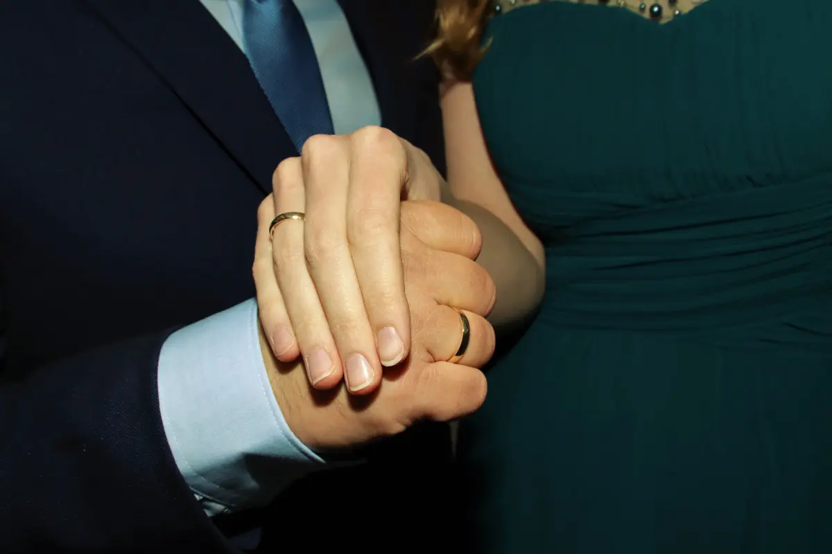 Händchen halten von Samira Müller Fotografie